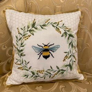 NWOT Accent Pillow with Embroidered Bumble Bee